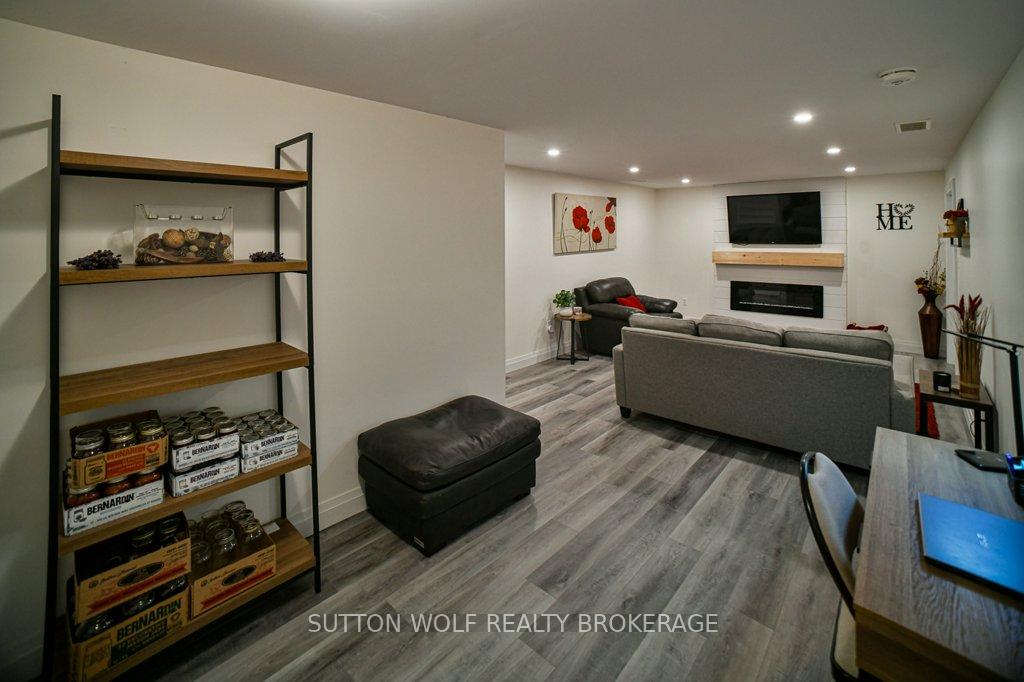 Photo 18 of 22 Pittao Place, Strathroy-Caradoc, NE — HOMEH