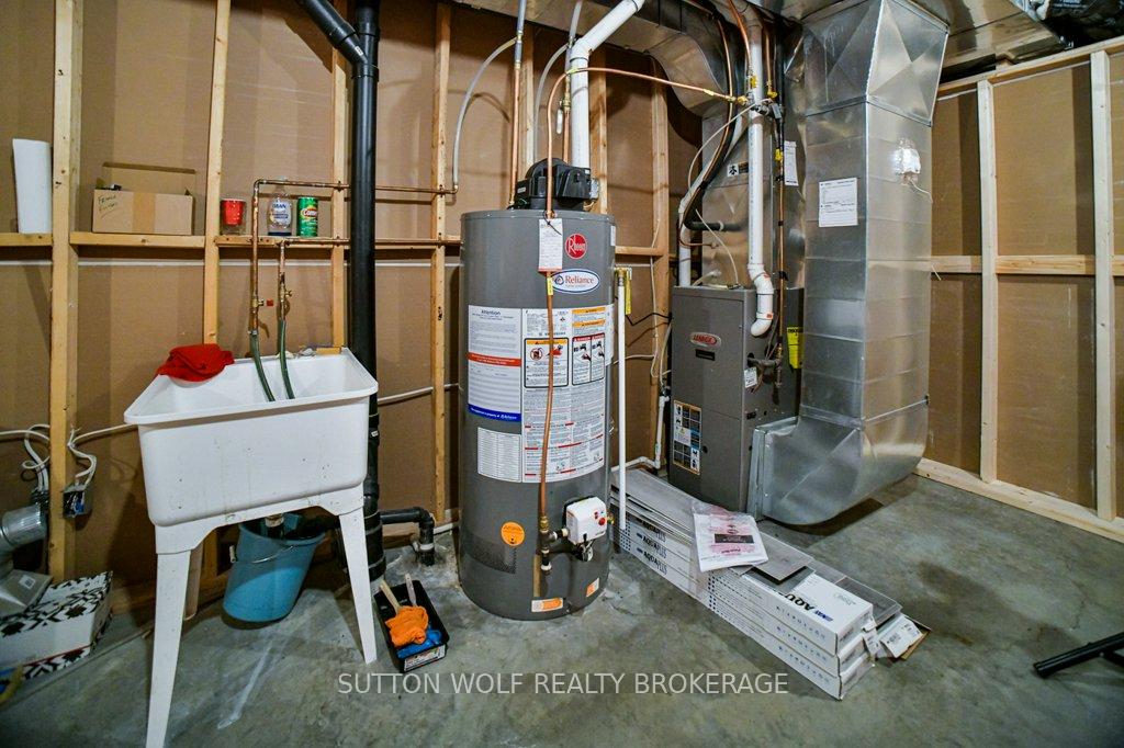 Photo 21 of 22 Pittao Place, Strathroy-Caradoc, NE — HOMEH