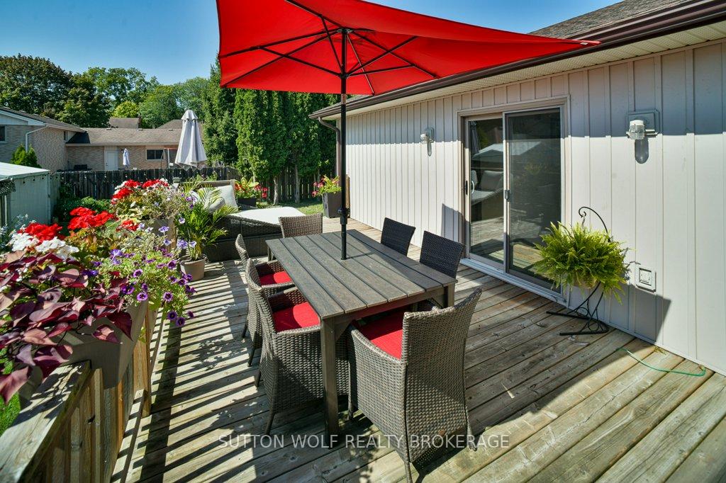 Photo 24 of 22 Pittao Place, Strathroy-Caradoc, NE — HOMEH