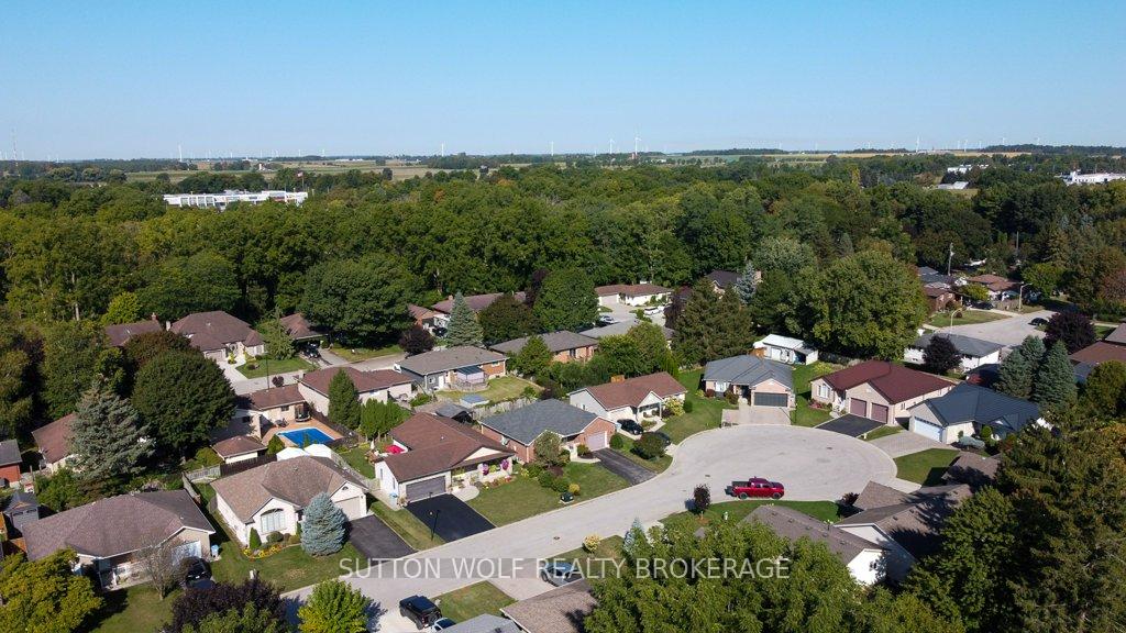 Photo 31 of 22 Pittao Place, Strathroy-Caradoc, NE — HOMEH