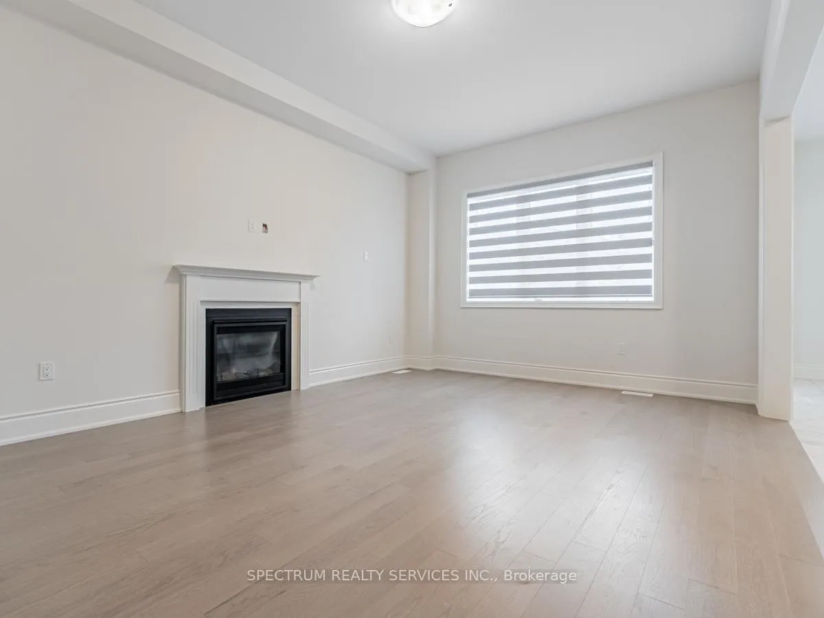 Photo 10 of 21 James Walker Avenue, Caledon, Caledon East — HOMEH