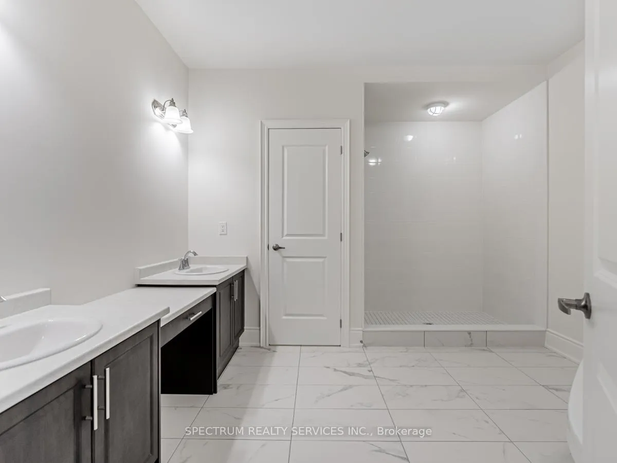 Photo 20 of 21 James Walker Avenue, Caledon, Caledon East — HOMEH