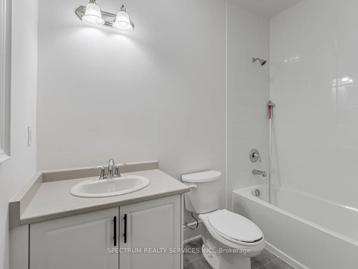 Photo 22 of 21 James Walker Avenue, Caledon, Caledon East — HOMEH
