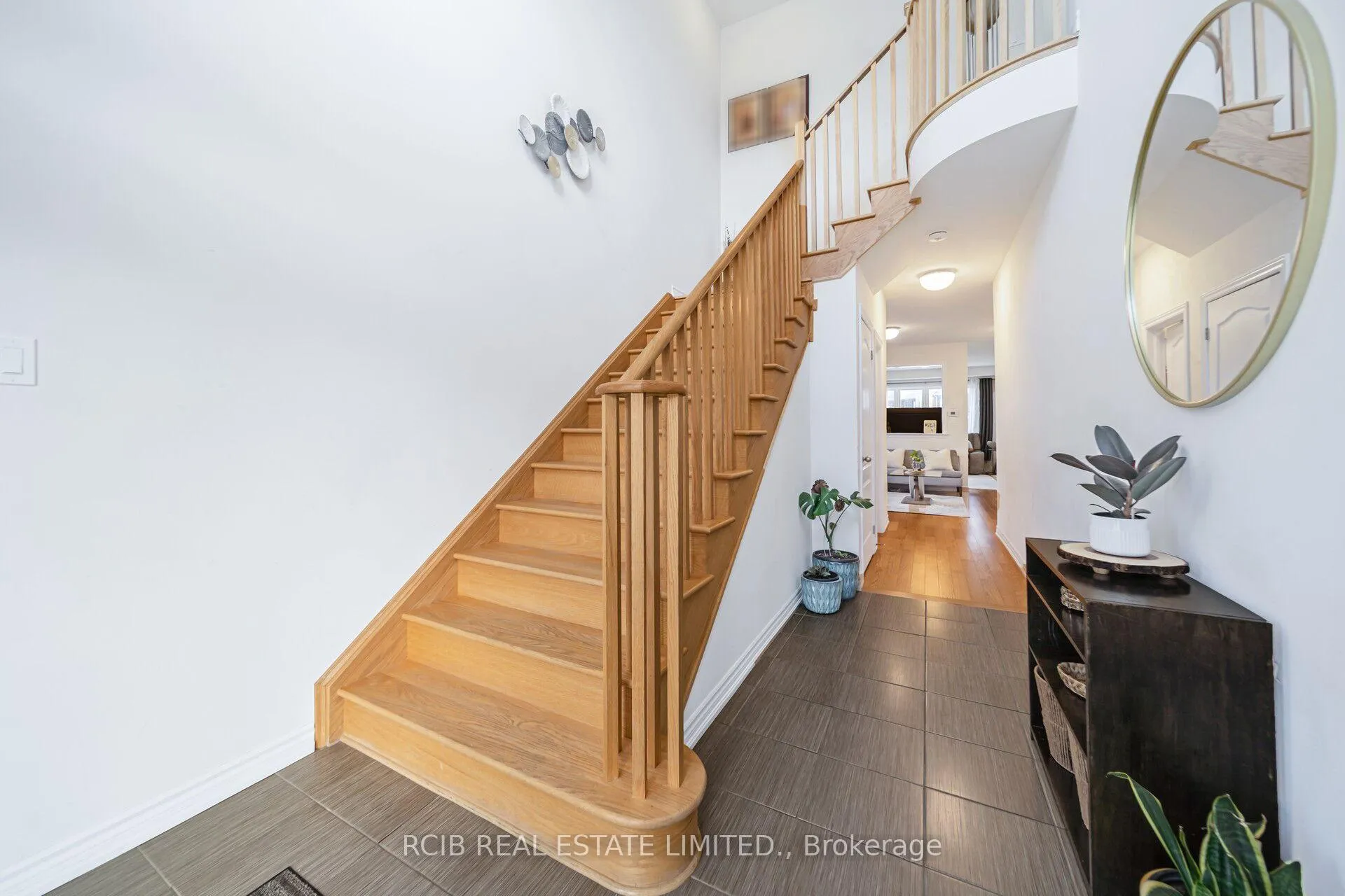 Photo 6 of 522 Barker Parkway, Thorold, Rolling Meadows — HOMEH
