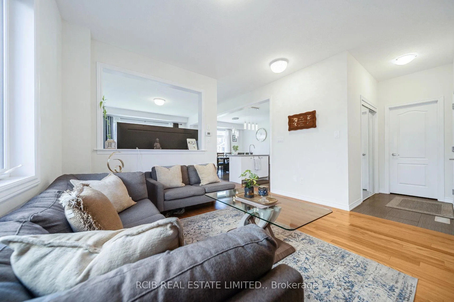 Photo 14 of 522 Barker Parkway, Thorold, Rolling Meadows — HOMEH