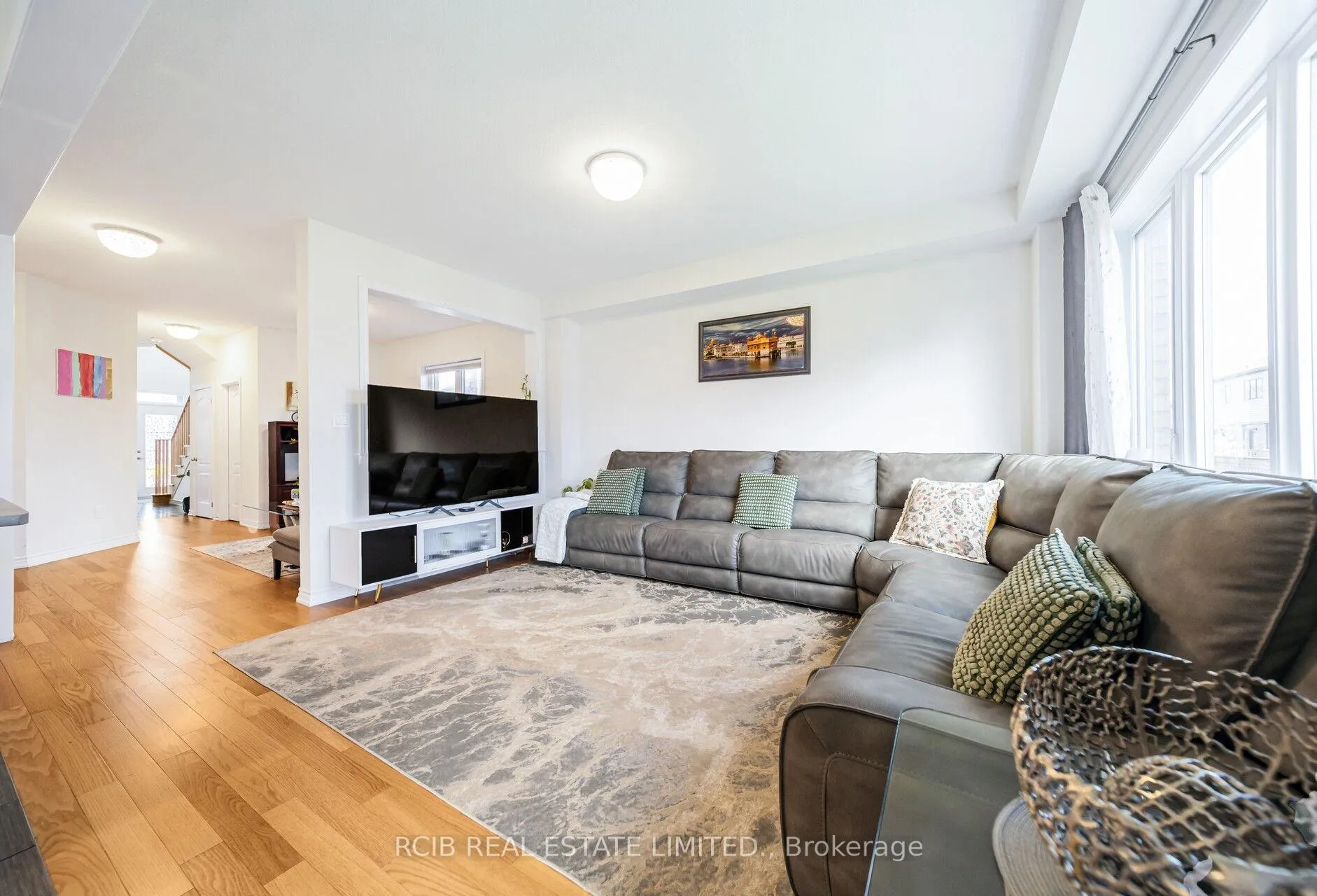 Photo 17 of 522 Barker Parkway, Thorold, Rolling Meadows — HOMEH
