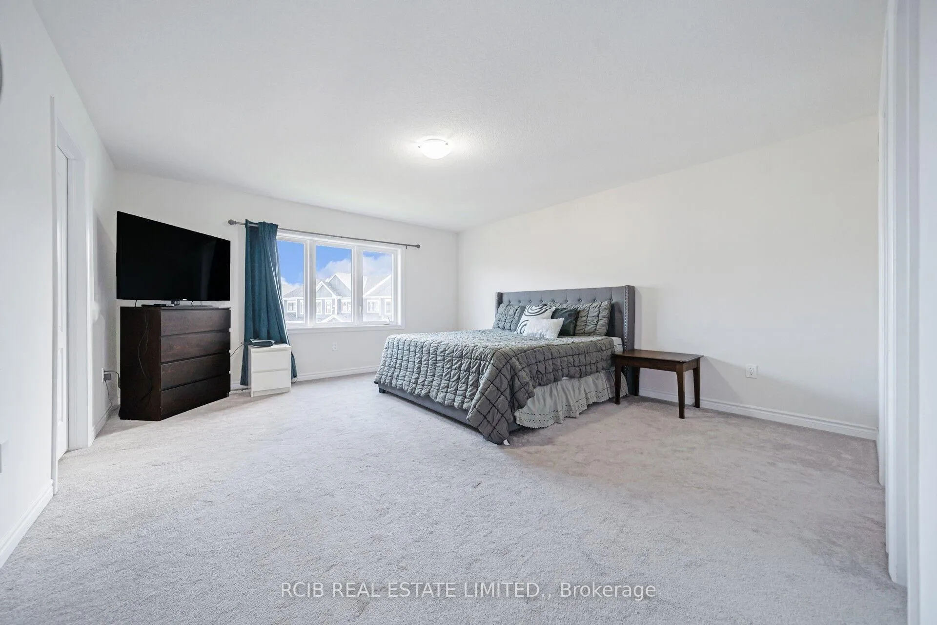 Photo 41 of 522 Barker Parkway, Thorold, Rolling Meadows — HOMEH