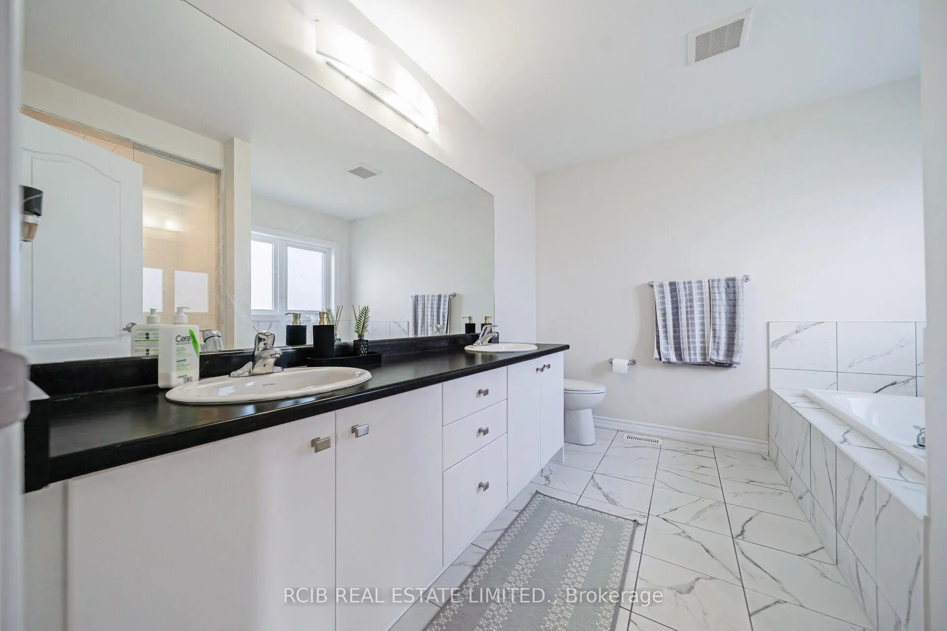 Photo 43 of 522 Barker Parkway, Thorold, Rolling Meadows — HOMEH