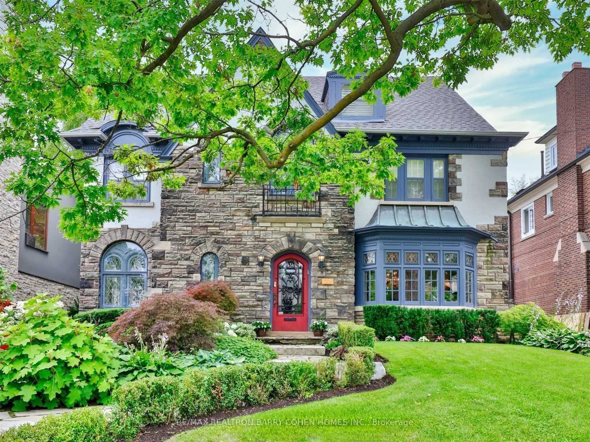 Photo 2 of 216 Dunvegan Road, Toronto, Forest Hill South — HOMEH