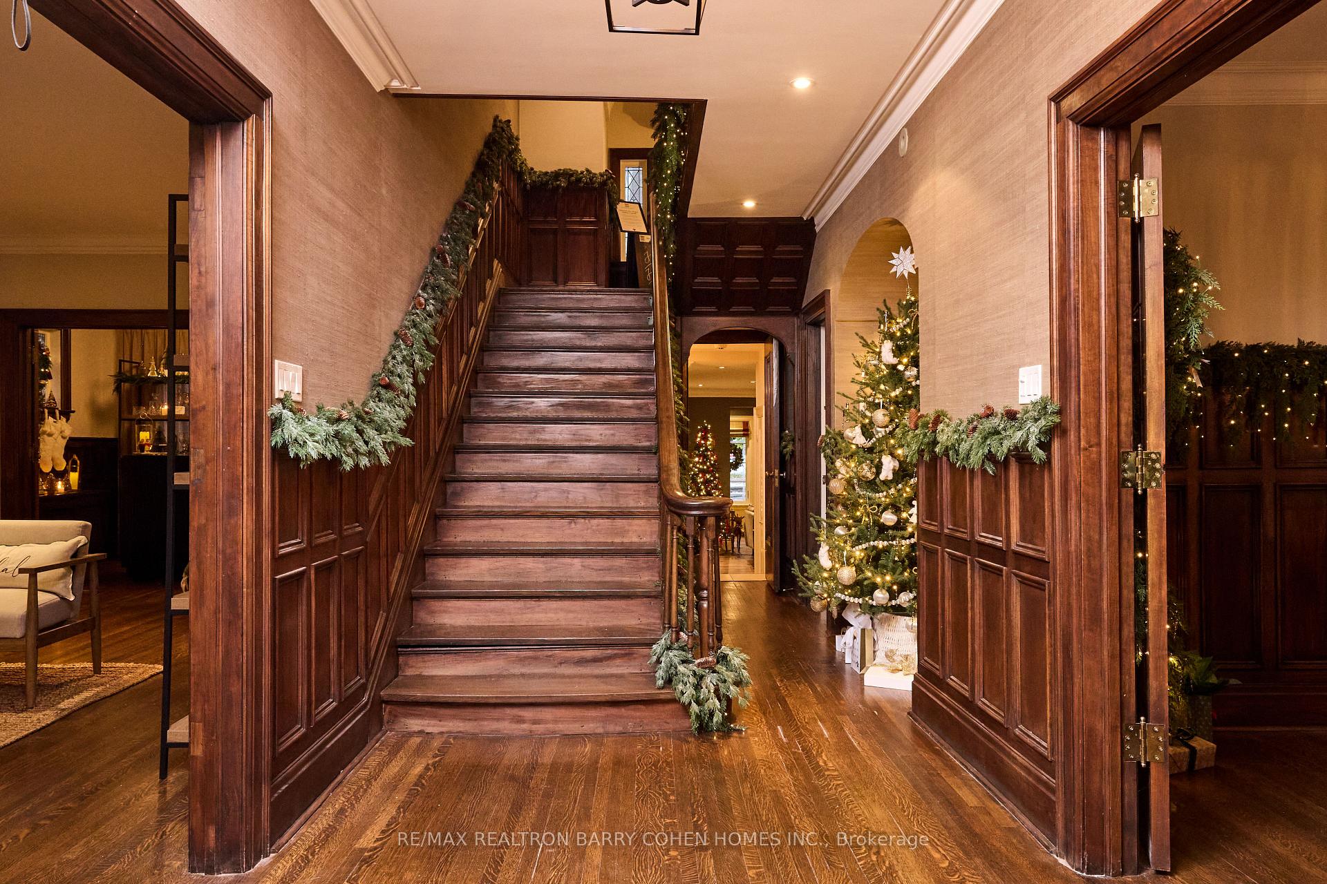 Photo 4 of 216 Dunvegan Road, Toronto, Forest Hill South — HOMEH