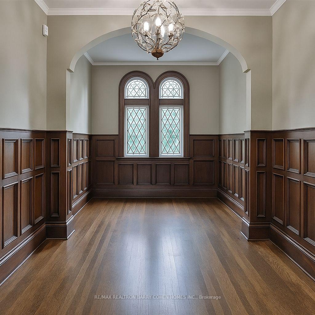 Photo 11 of 216 Dunvegan Road, Toronto, Forest Hill South — HOMEH