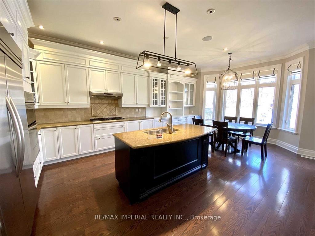 Photo 10 of 448 Glengrove Avenue W, Toronto, Bedford Park-Nortown — HOMEH