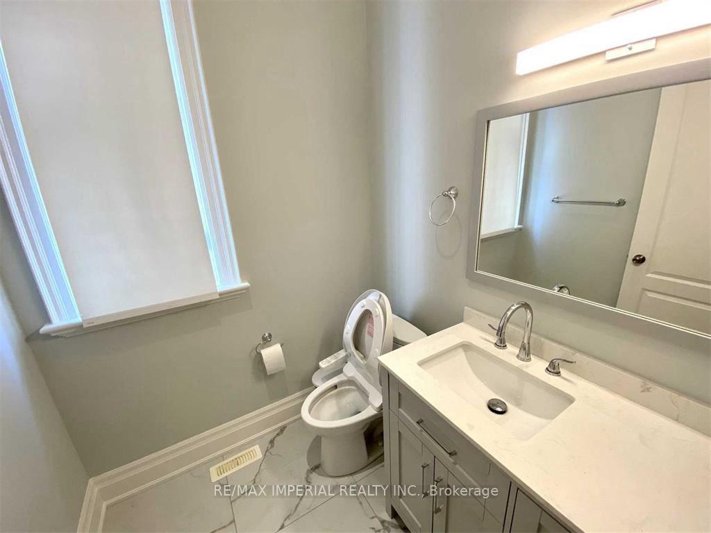 Photo 13 of 448 Glengrove Avenue W, Toronto, Bedford Park-Nortown — HOMEH