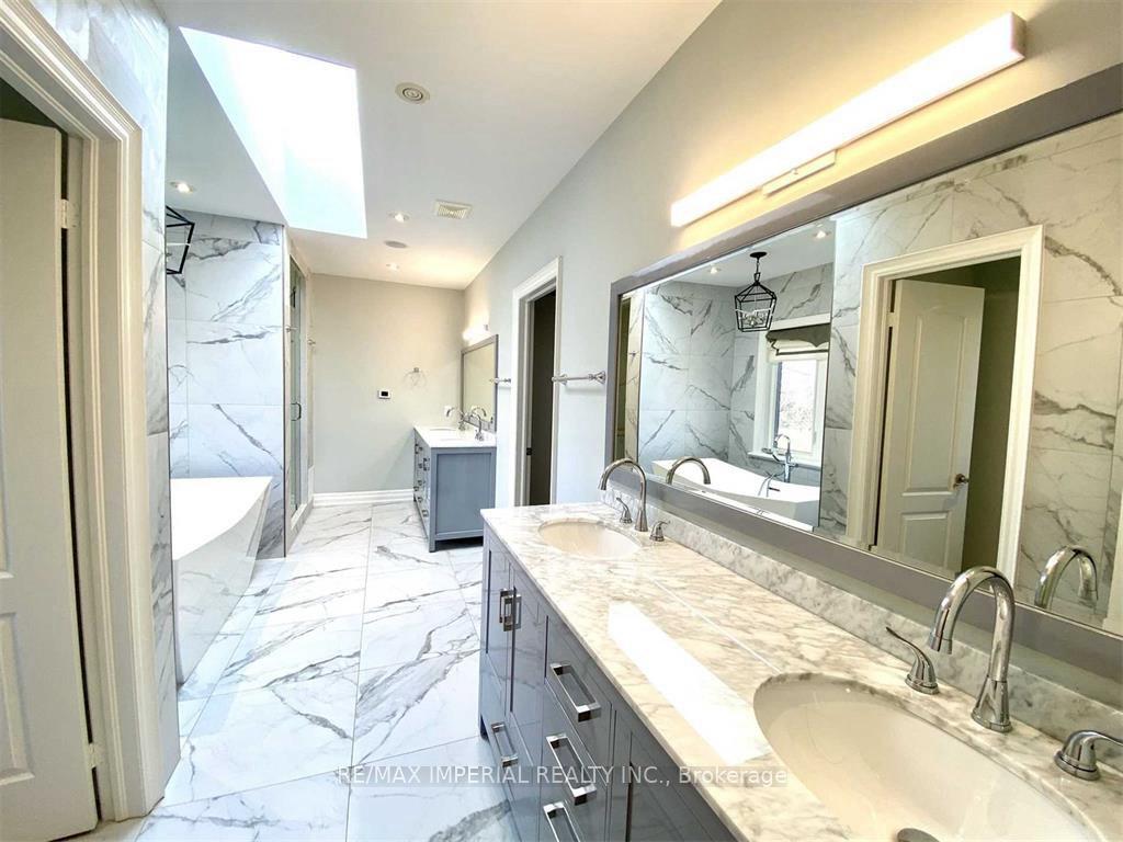 Photo 19 of 448 Glengrove Avenue W, Toronto, Bedford Park-Nortown — HOMEH