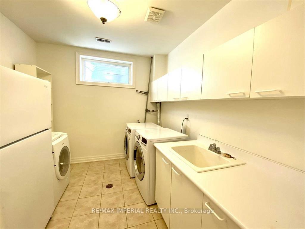 Photo 30 of 448 Glengrove Avenue W, Toronto, Bedford Park-Nortown — HOMEH
