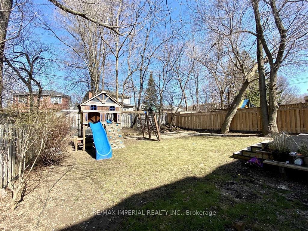 Photo 33 of 448 Glengrove Avenue W, Toronto, Bedford Park-Nortown — HOMEH