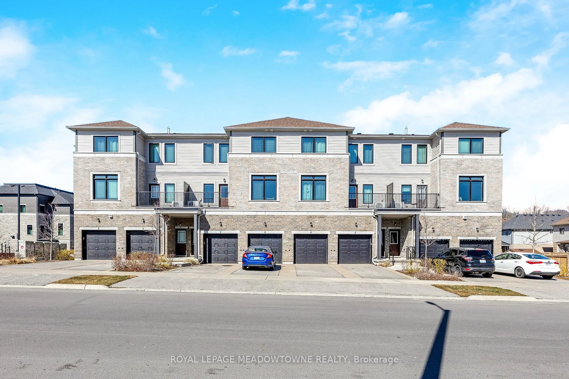 Front of Unit 7, 107 Westra Drive