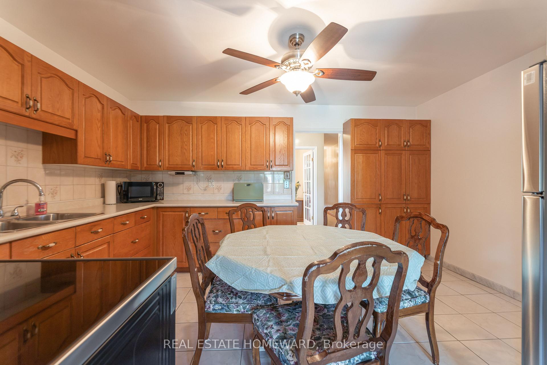 Photo 14 of 331 Rhodes Avenue, Toronto, Greenwood-Coxwell — HOMEH