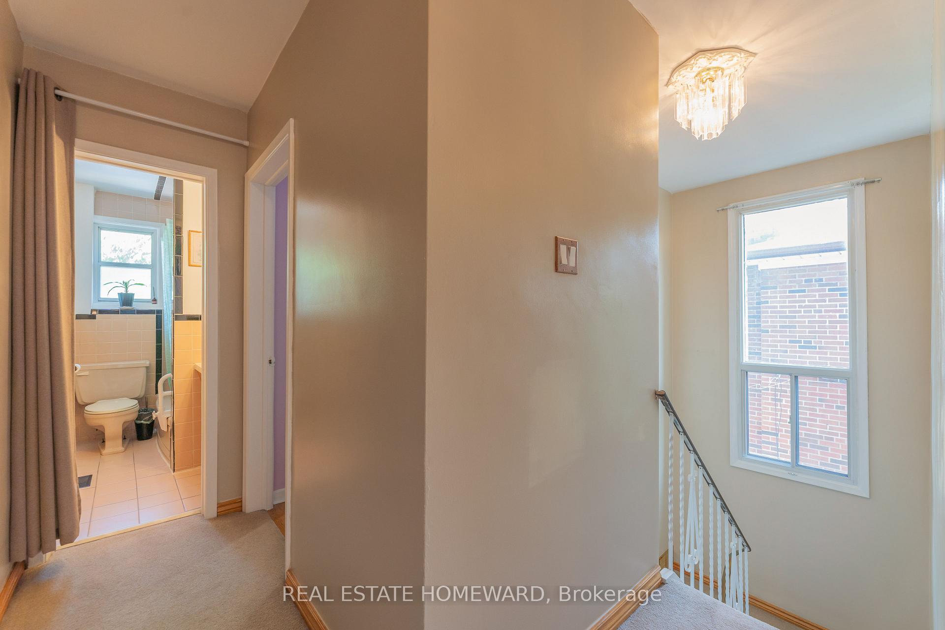 Photo 17 of 331 Rhodes Avenue, Toronto, Greenwood-Coxwell — HOMEH