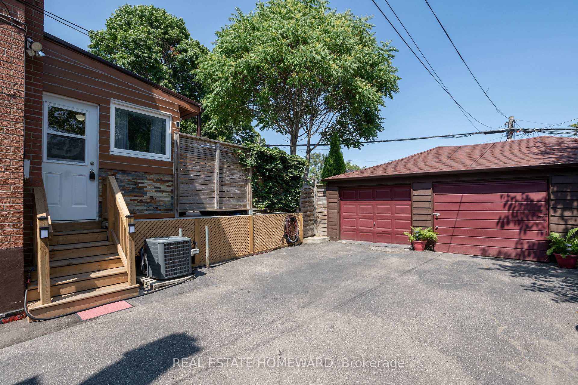Photo 26 of 331 Rhodes Avenue, Toronto, Greenwood-Coxwell — HOMEH