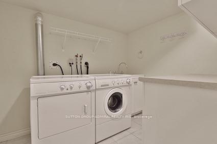 Photo 19 of 39 Taunton Road, Toronto, Mount Pleasant East — HOMEH