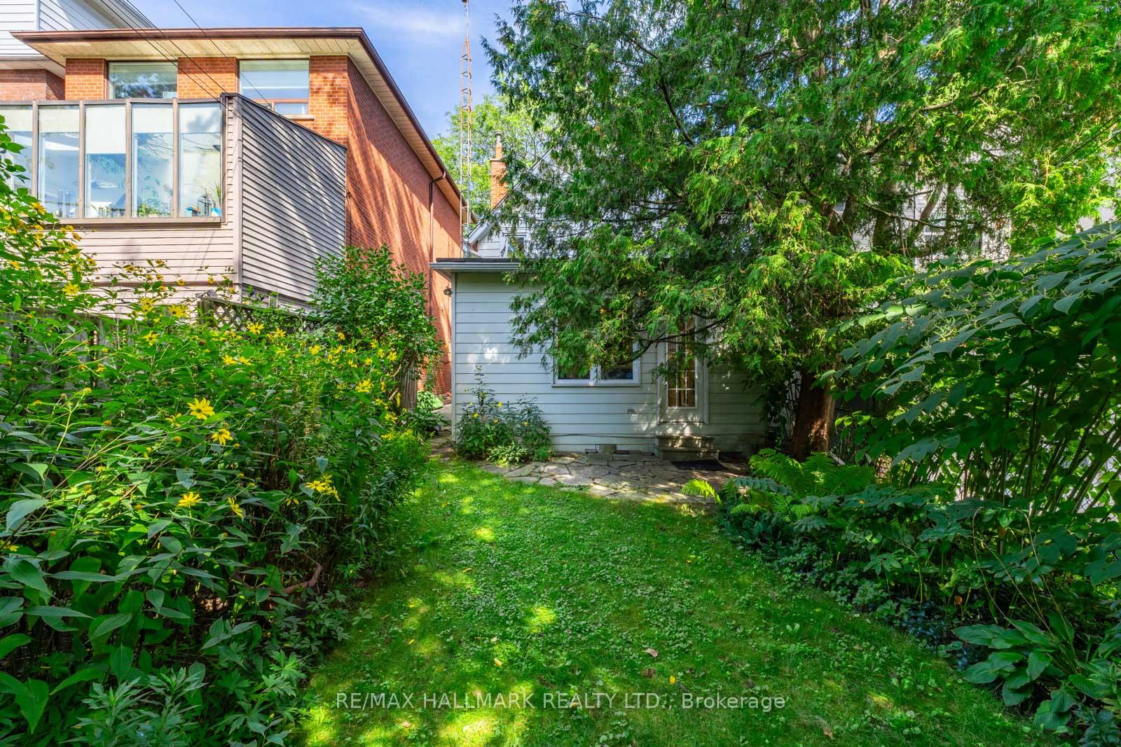 Photo 32 of 56 Wheeler Avenue, Toronto, The Beaches — HOMEH