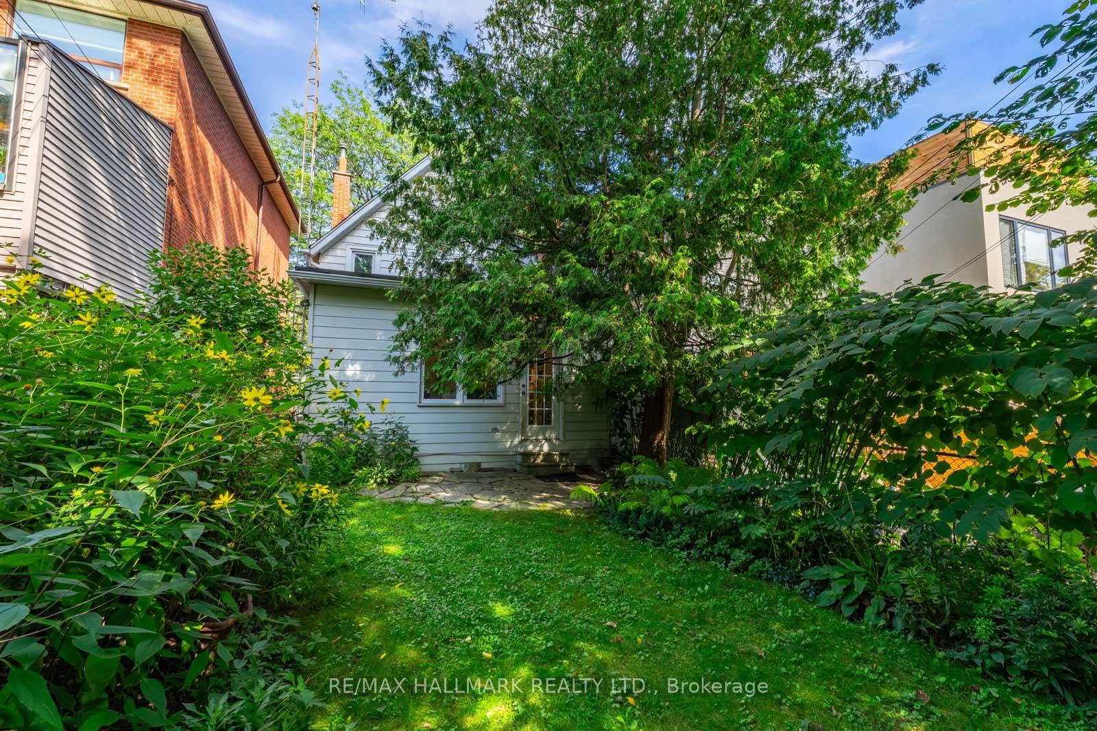 Photo 33 of 56 Wheeler Avenue, Toronto, The Beaches — HOMEH