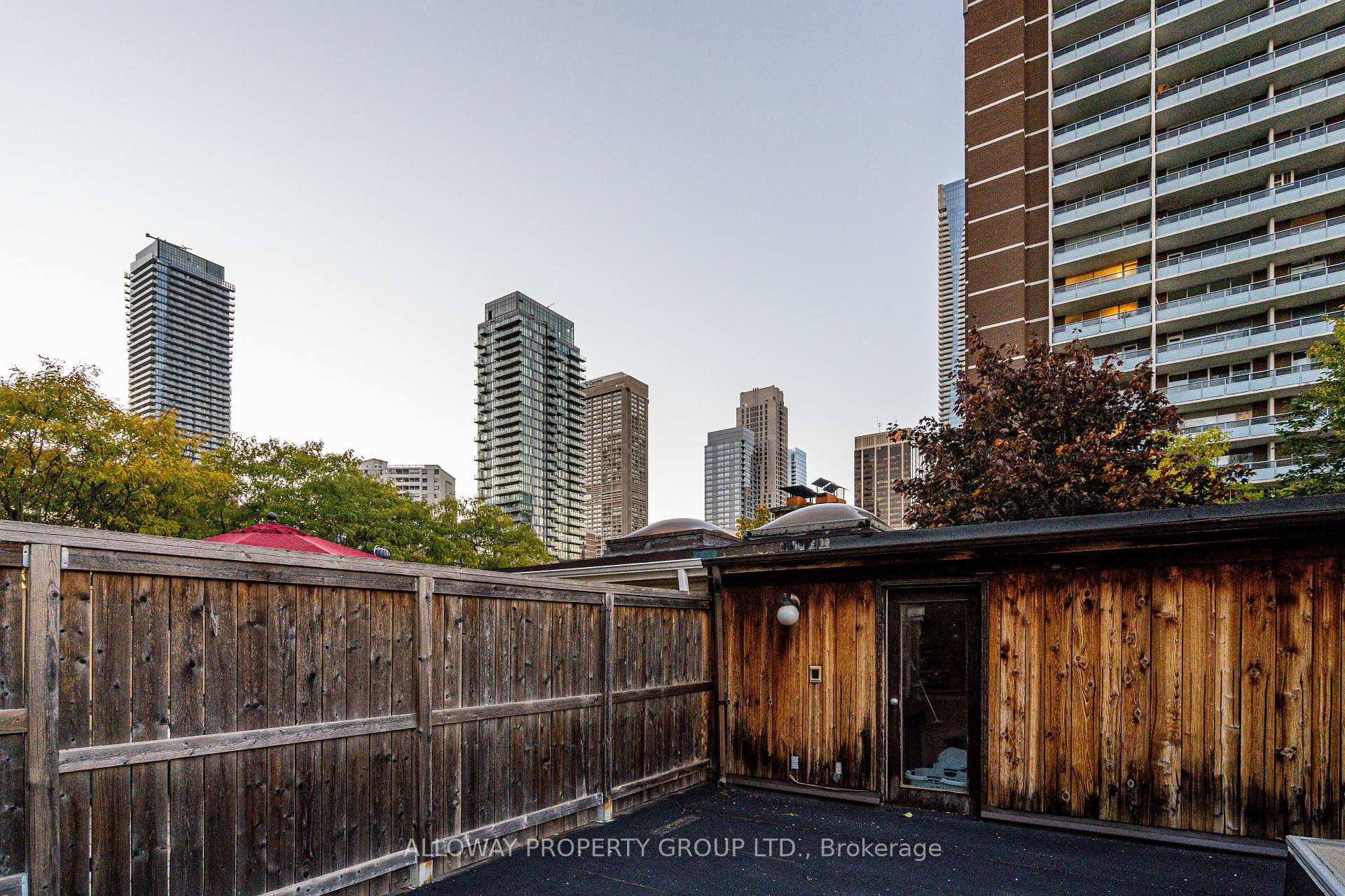 Photo 43 of 25 Gloucester Street, Toronto, Church-Yonge Corridor — HOMEH