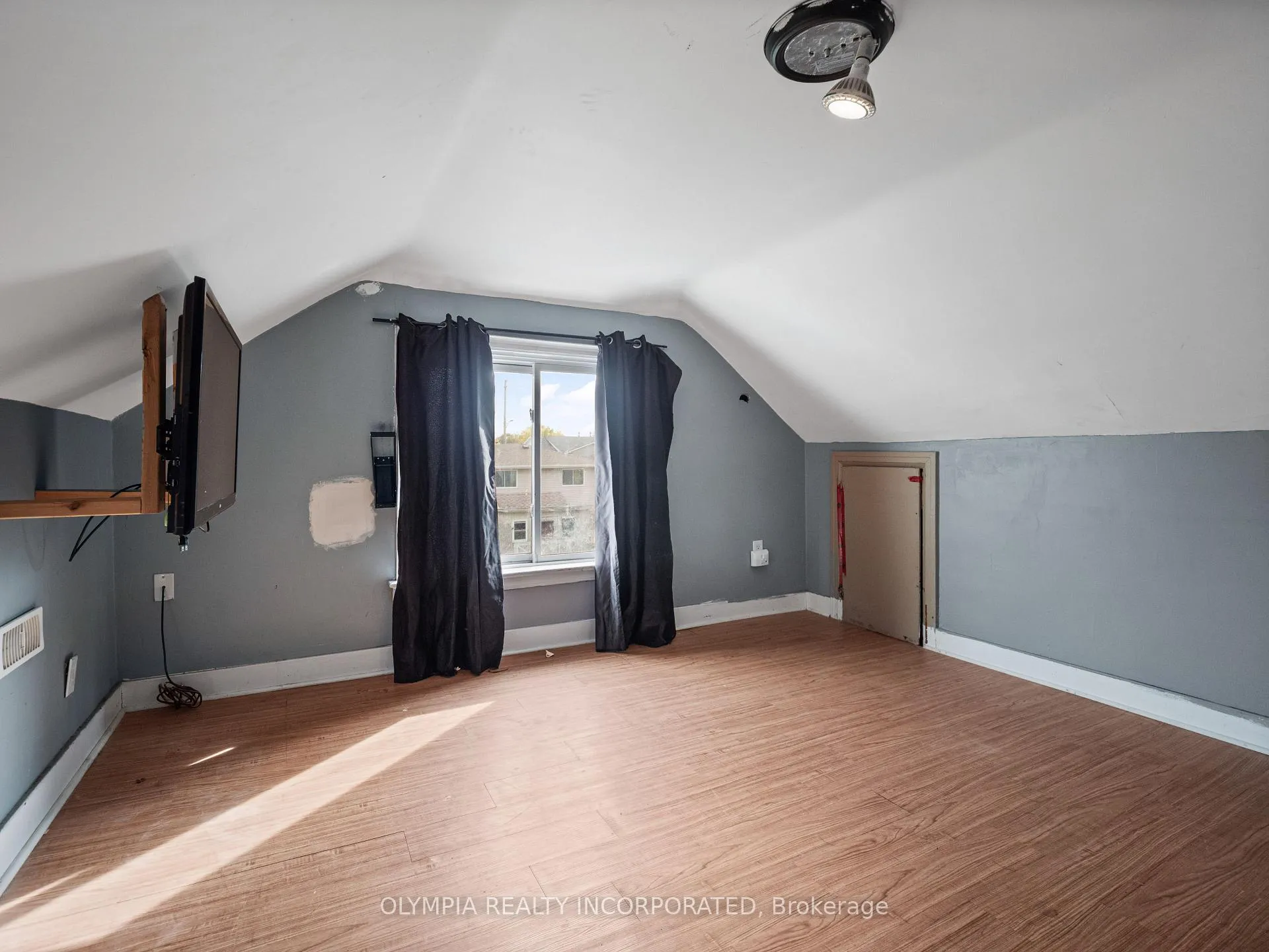 Photo 14 of 149 Alberta Street, Welland, Lincoln/Crowland — HOMEH