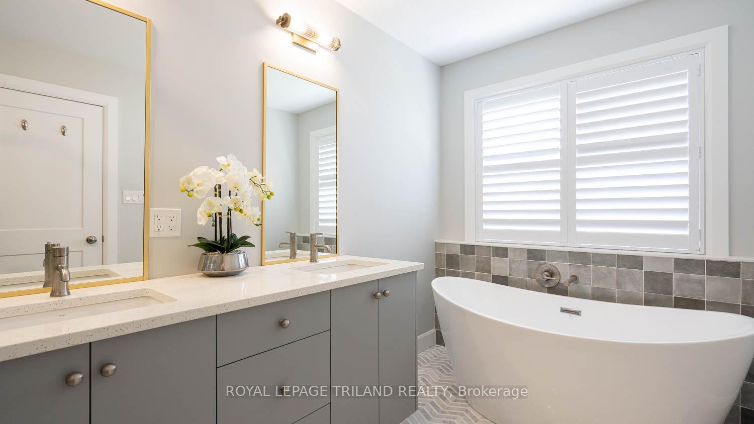 Photo 6 of 132 Aspen Circle, Thames Centre, Rural Thames Centre — HOMEH