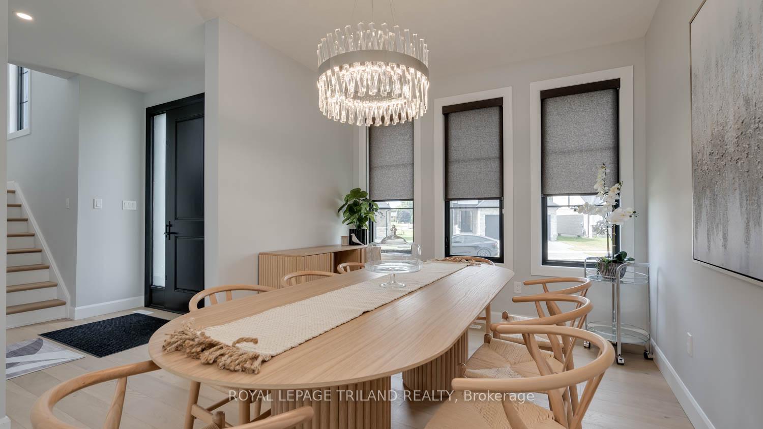 Photo 17 of 132 Aspen Circle, Thames Centre, Rural Thames Centre — HOMEH