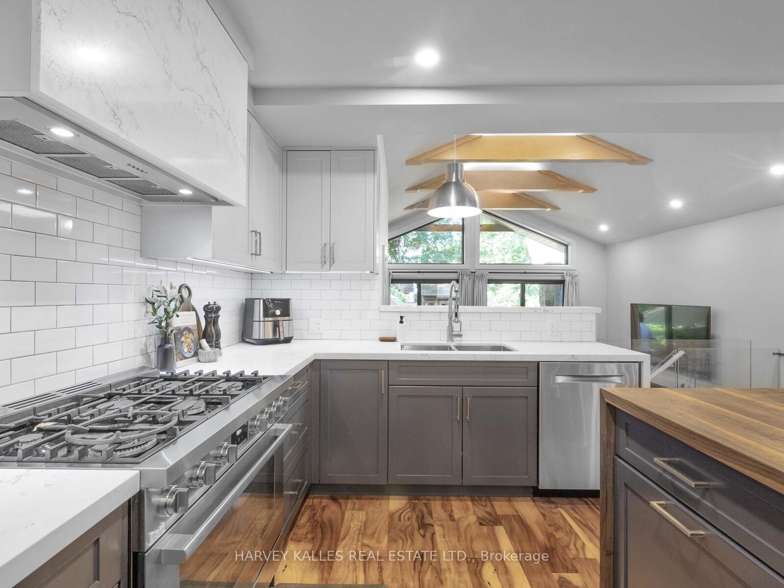 Photo 6 of 116 Pinewood Avenue, Toronto, Humewood-Cedarvale — HOMEH