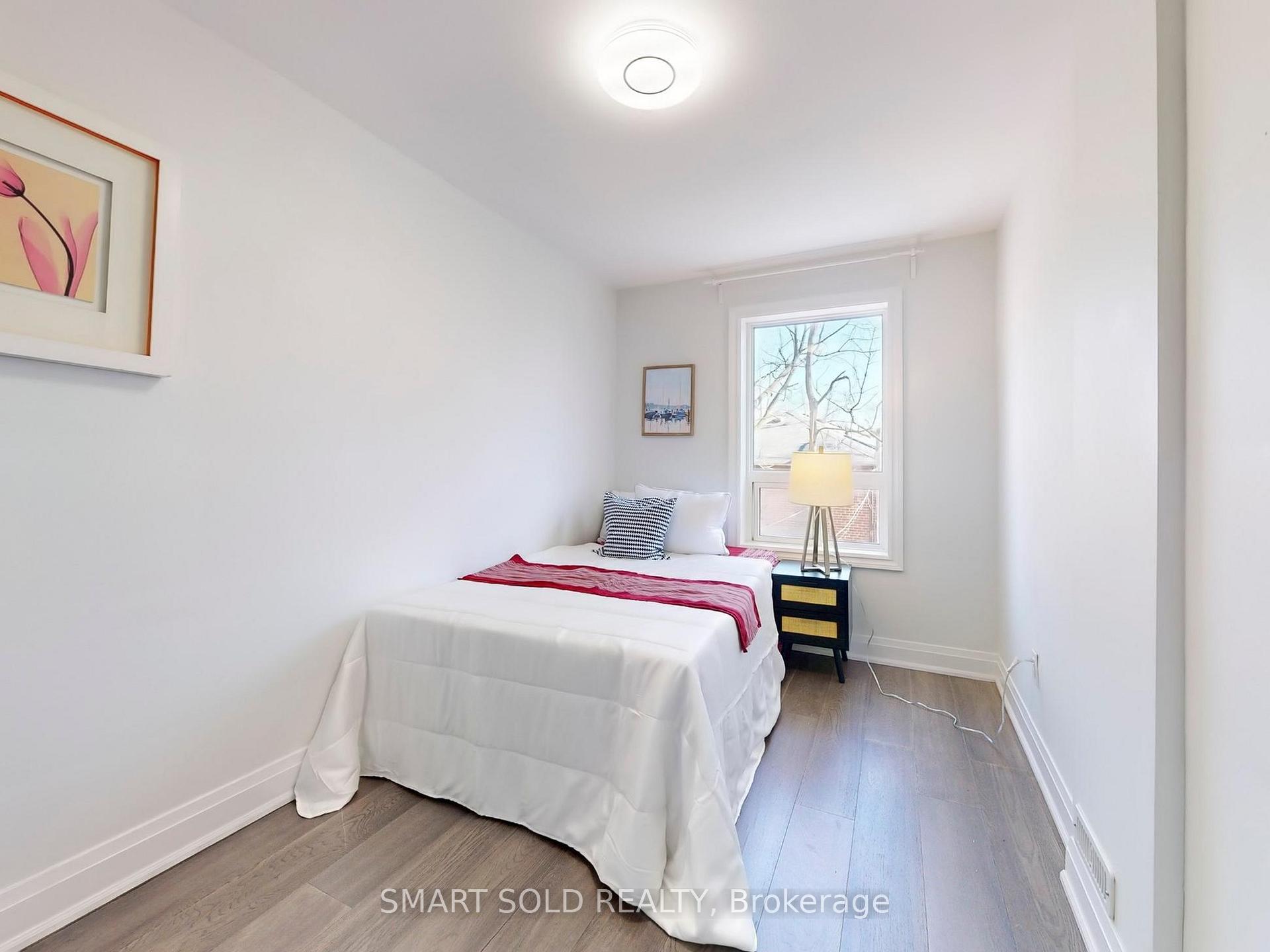 Photo 10 of 5 Khedive Avenue, Toronto, Englemount-Lawrence — HOMEH