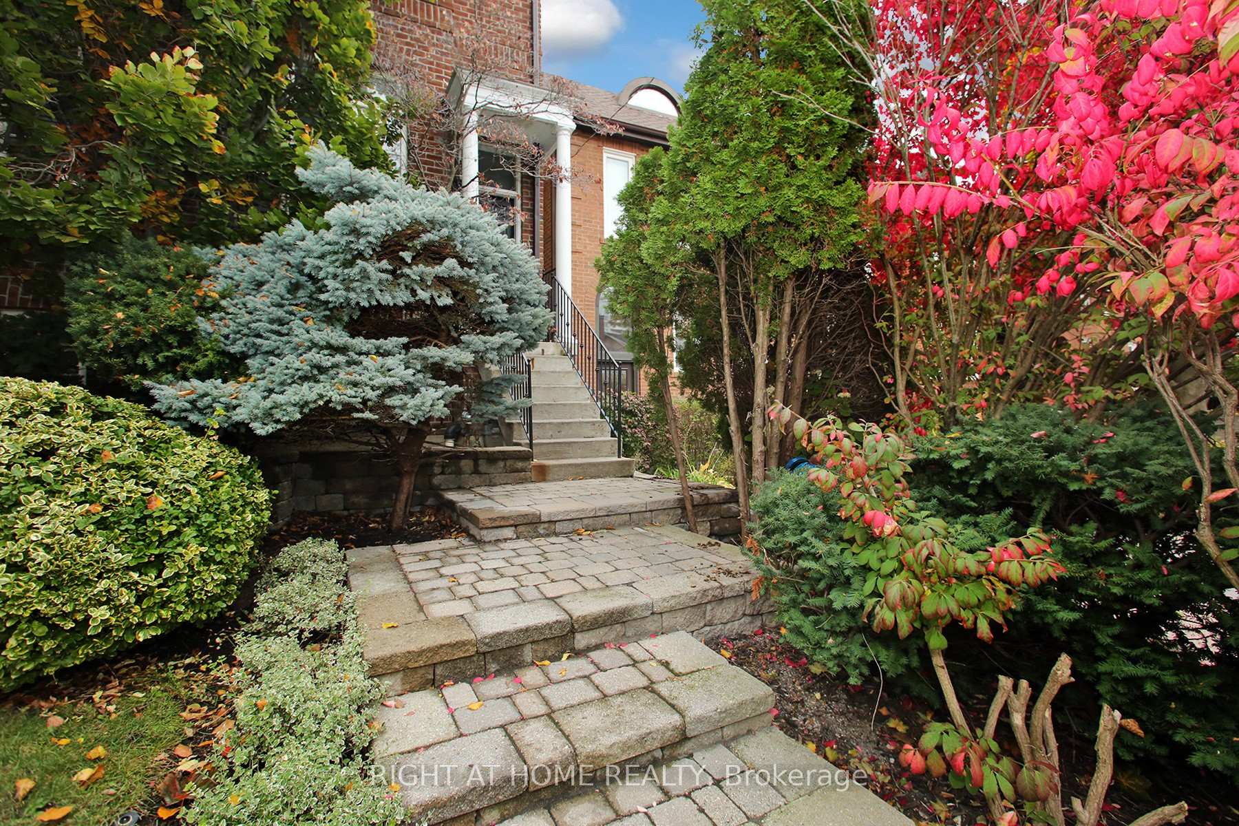 Front of 85 Taunton Road