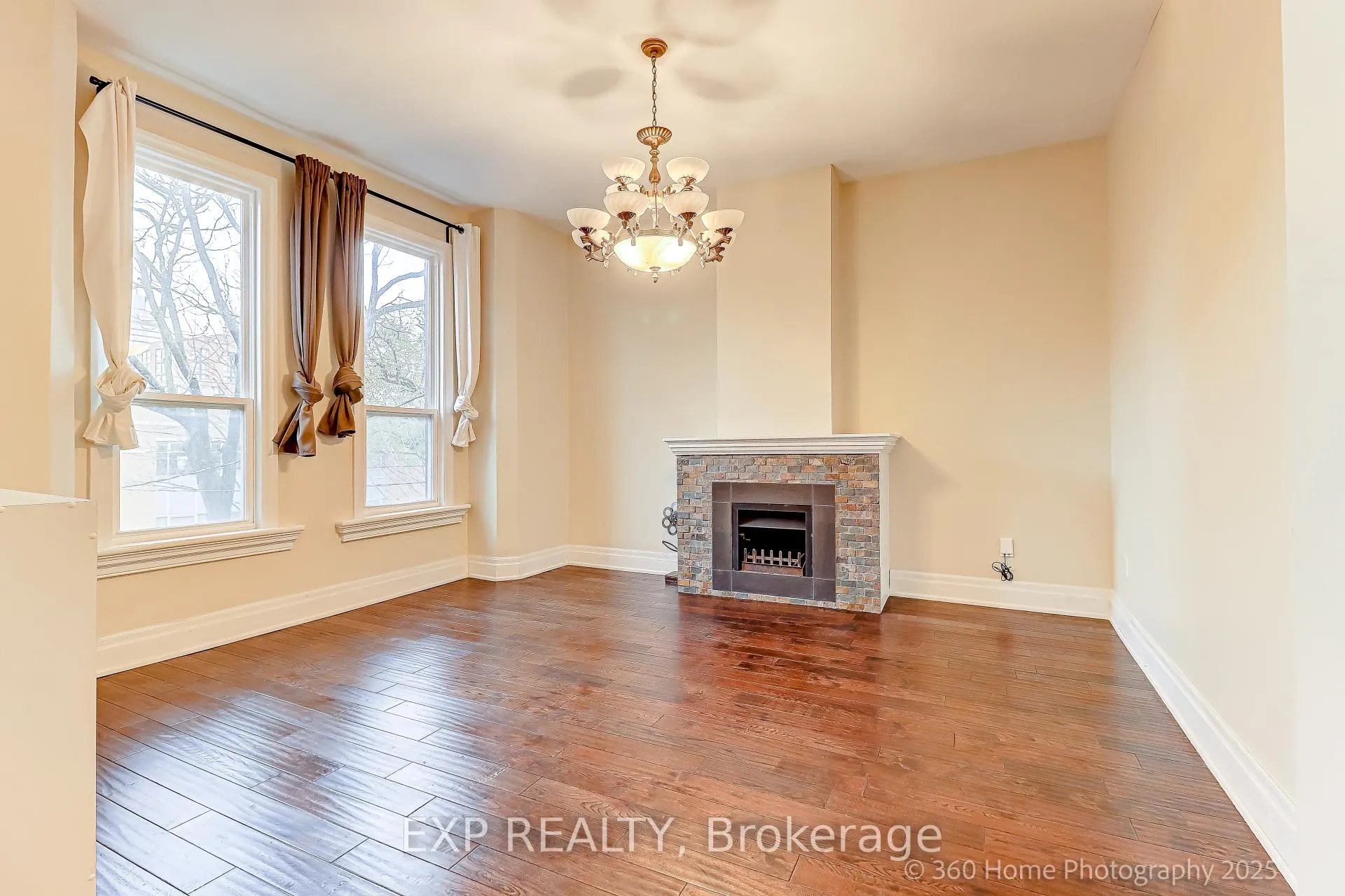 Photo 2 of Unit #3, 328 Berkeley Street, Toronto, Cabbagetown-South St. James Town — HOMEH