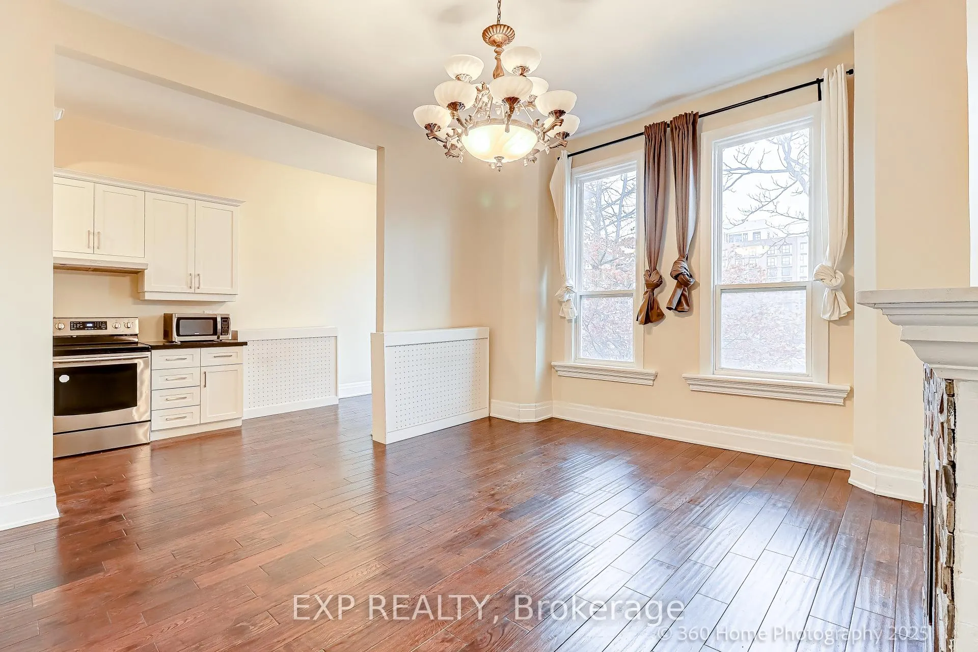Photo 5 of Unit #3, 328 Berkeley Street, Toronto, Cabbagetown-South St. James Town — HOMEH