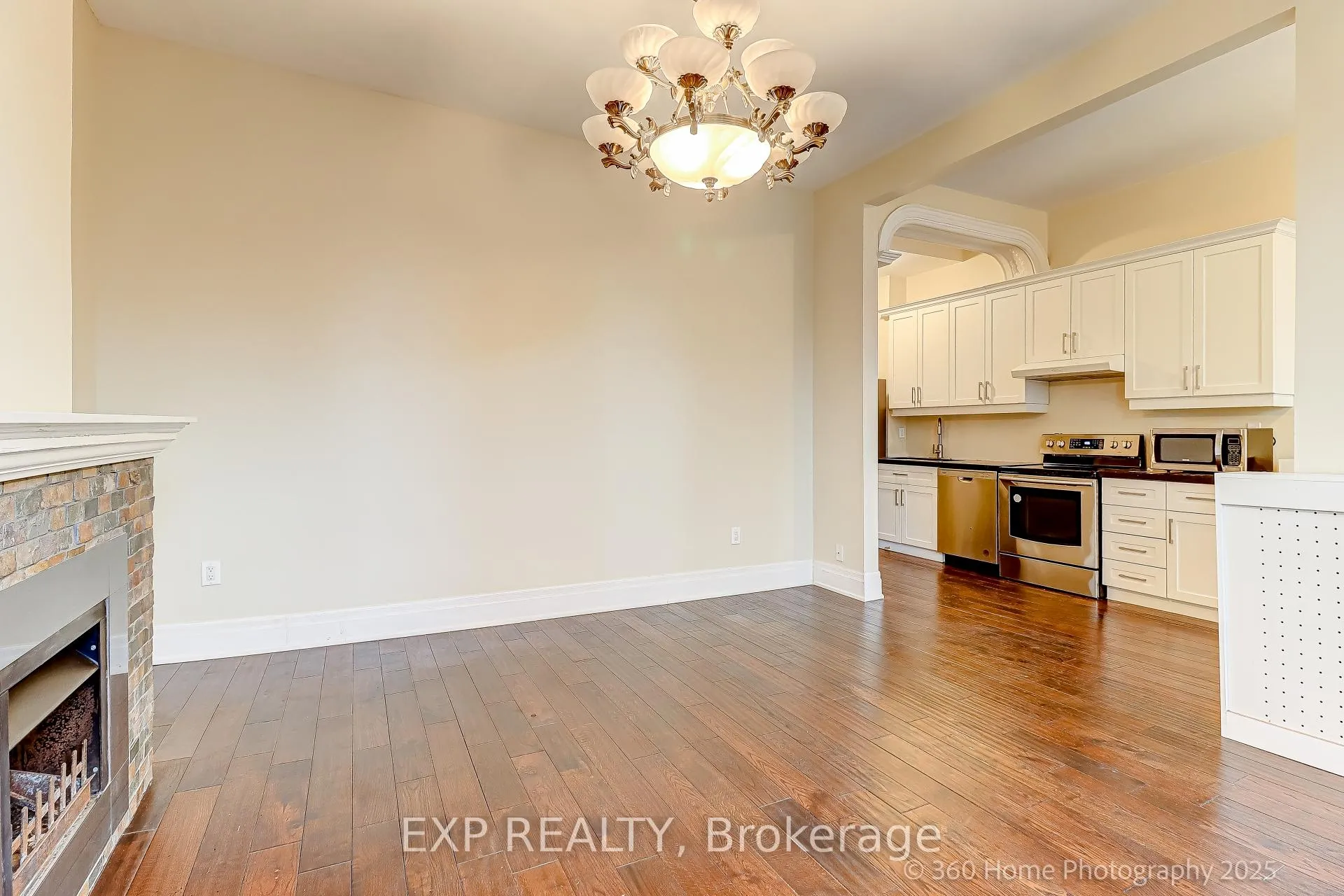Photo 6 of Unit #3, 328 Berkeley Street, Toronto, Cabbagetown-South St. James Town — HOMEH