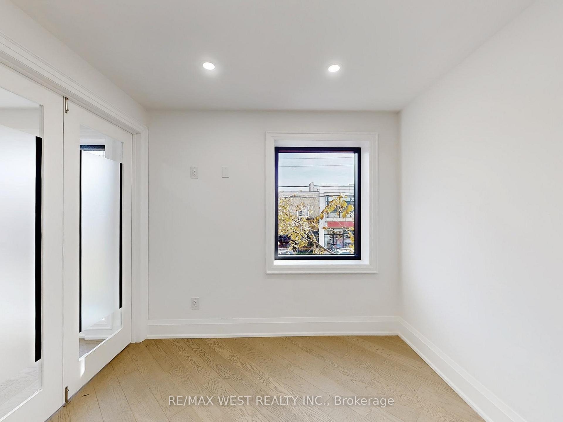 Photo 15 of Unit 1, 1618 Bayview Avenue, Toronto, Mount Pleasant East — HOMEH