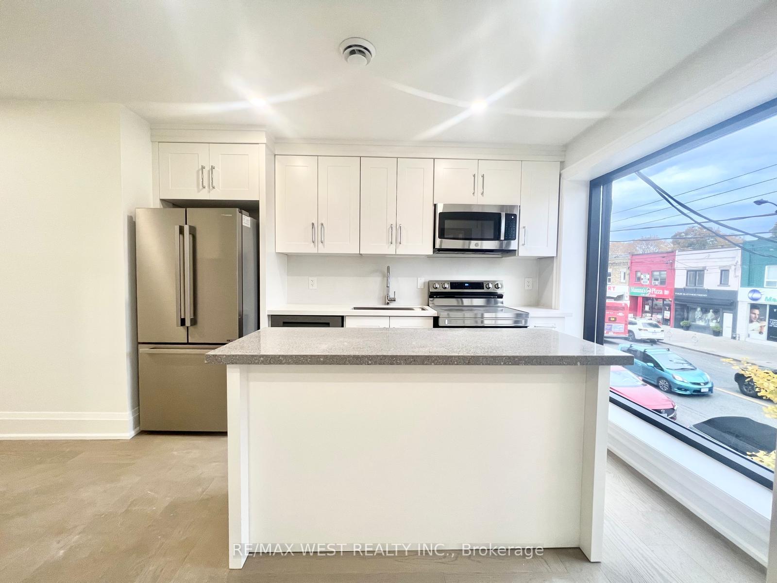 Photo 7 of Unit 1, 1618 Bayview Avenue, Toronto, Mount Pleasant East — HOMEH