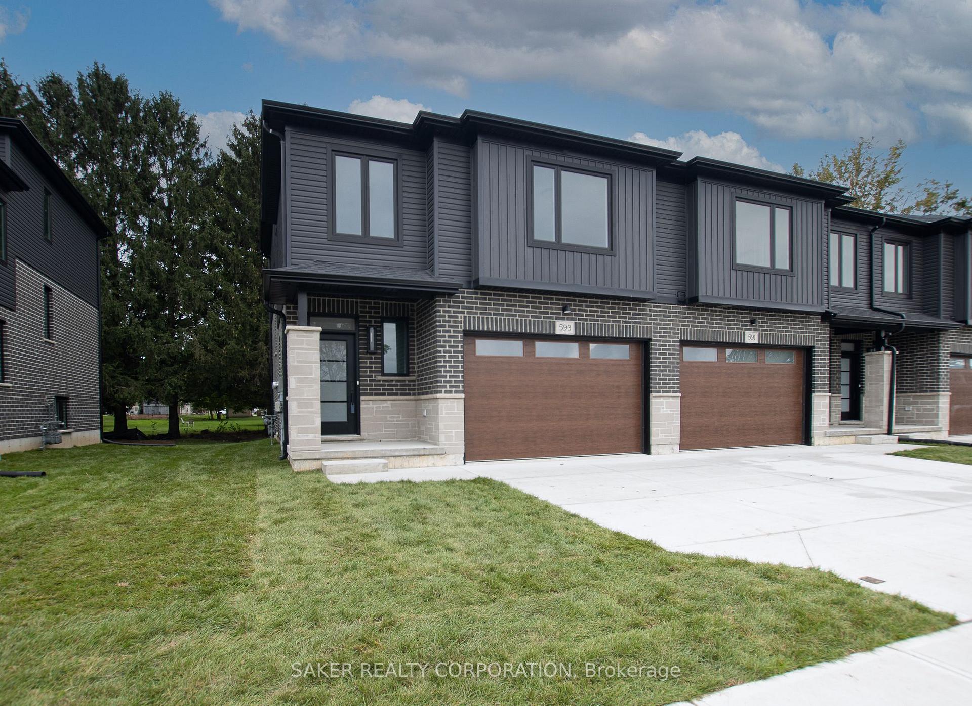 Front of 571 Regent Street