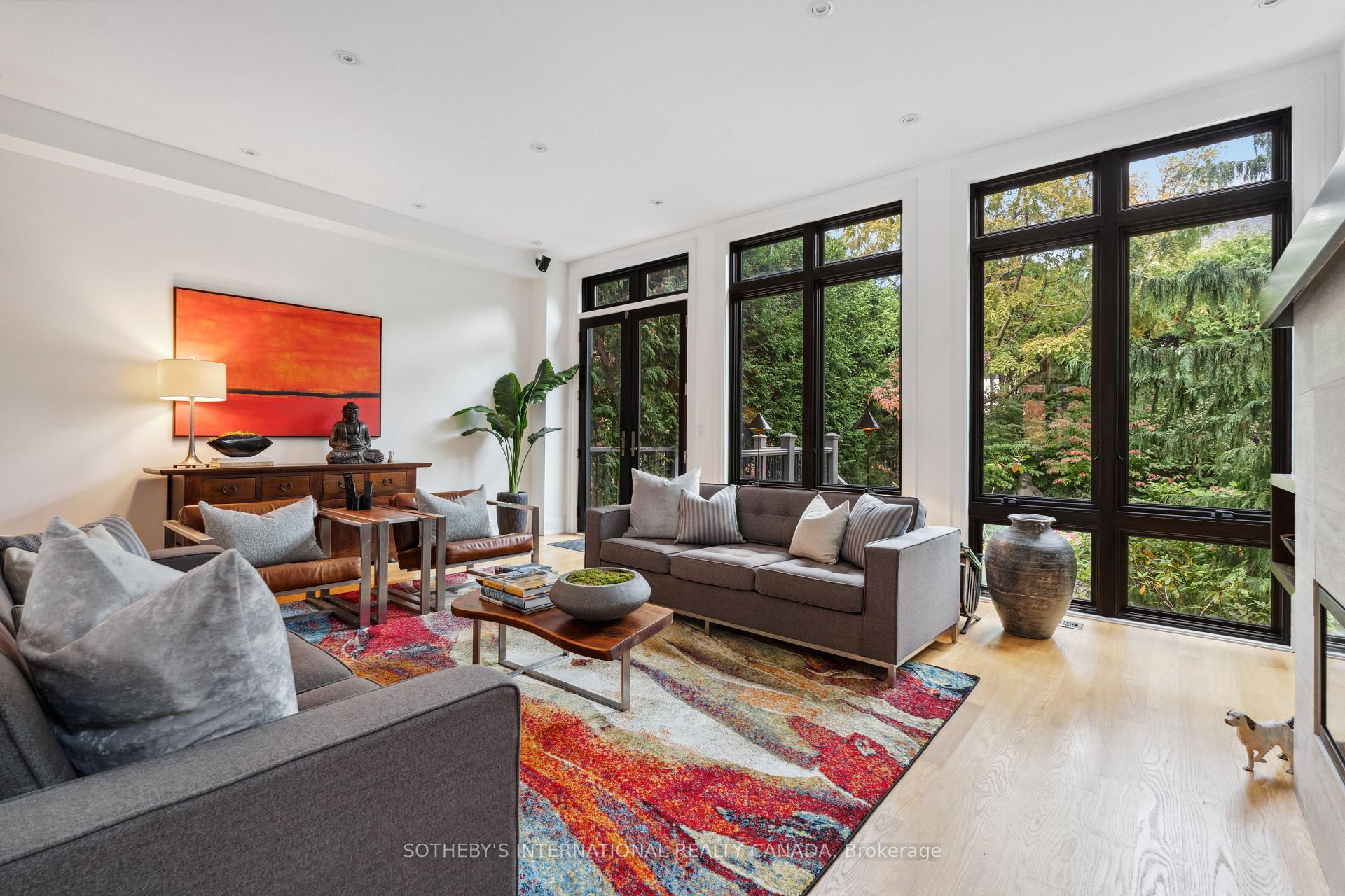 Photo 11 of 5 Lyndhurst Court, Toronto, Casa Loma — HOMEH