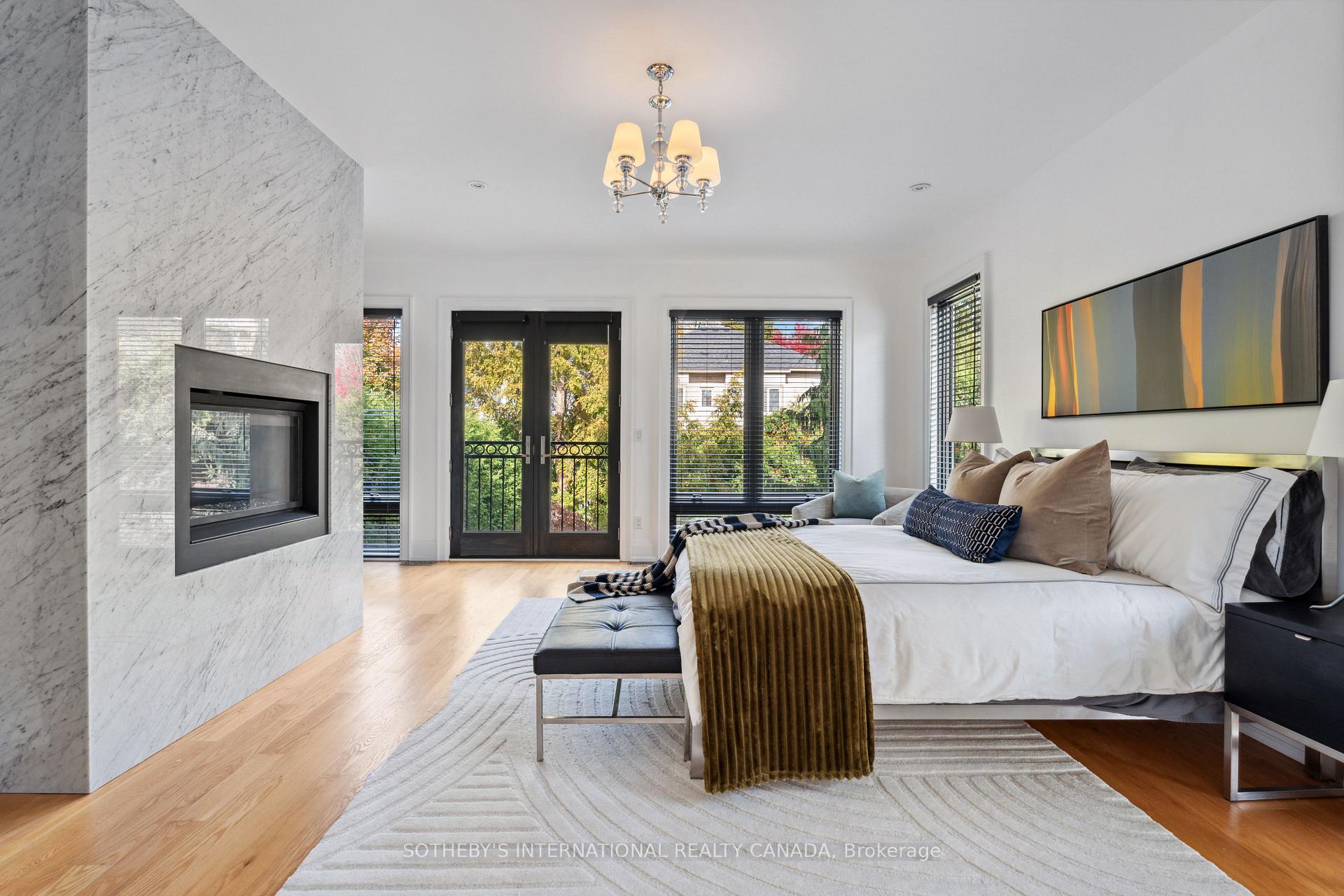 Photo 14 of 5 Lyndhurst Court, Toronto, Casa Loma — HOMEH
