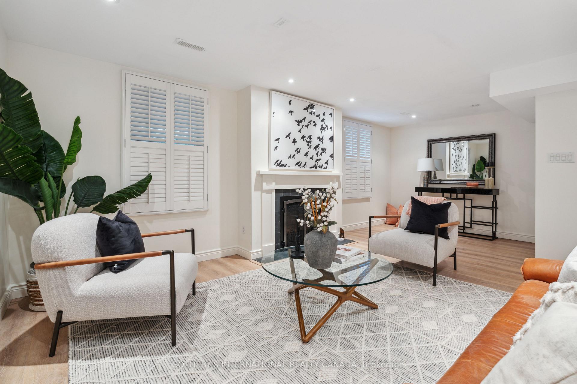 Photo 25 of 5 Lyndhurst Court, Toronto, Casa Loma — HOMEH