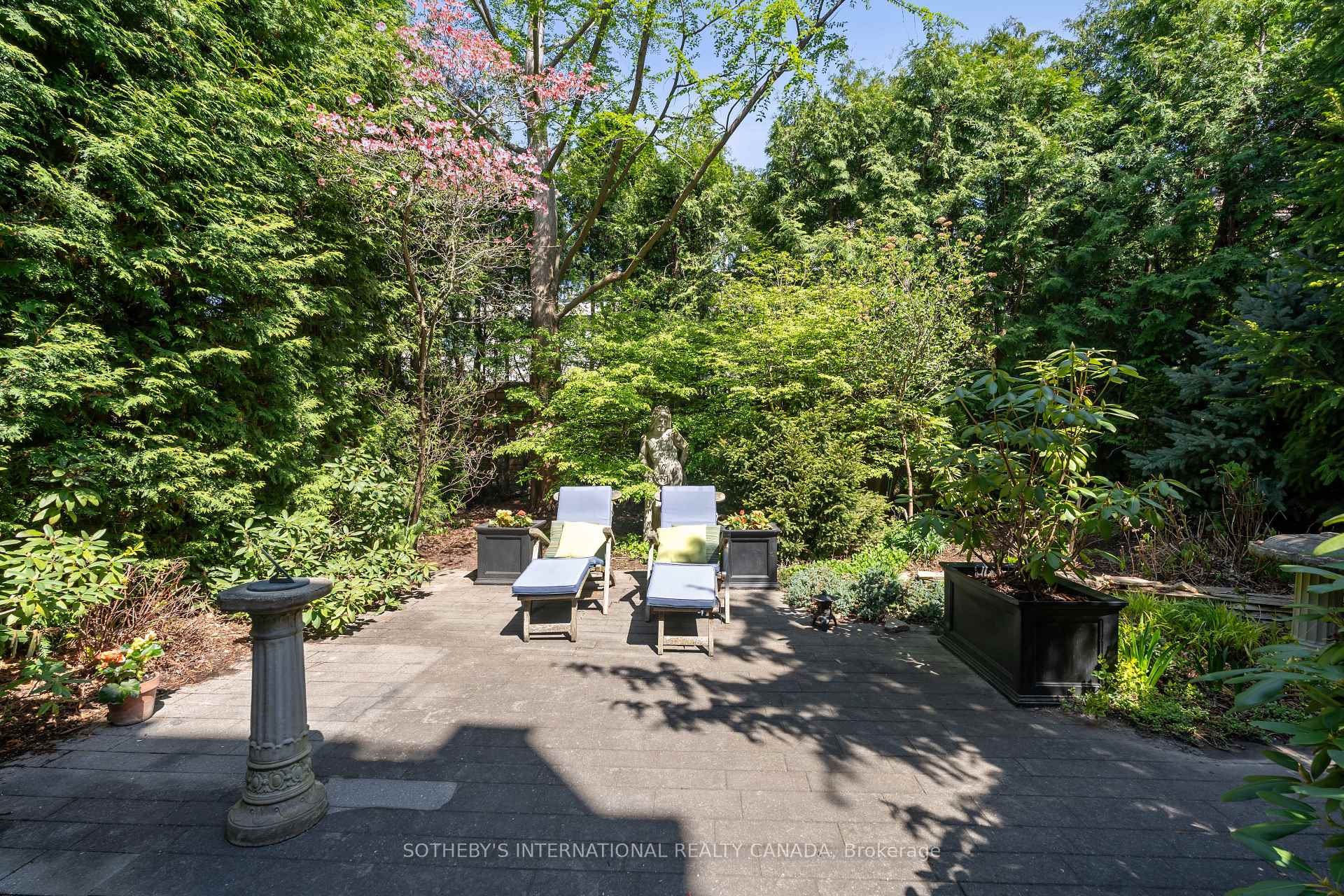 Photo 34 of 5 Lyndhurst Court, Toronto, Casa Loma — HOMEH