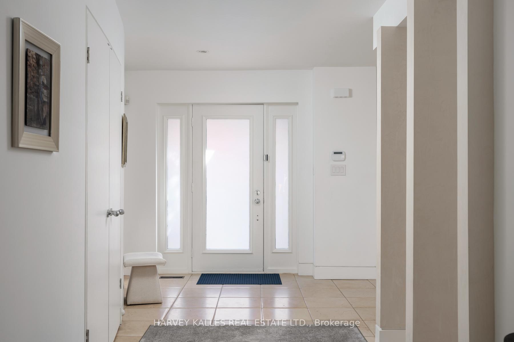 Photo 4 of 16 Coldstream Avenue, Toronto, Lawrence Park South — HOMEH