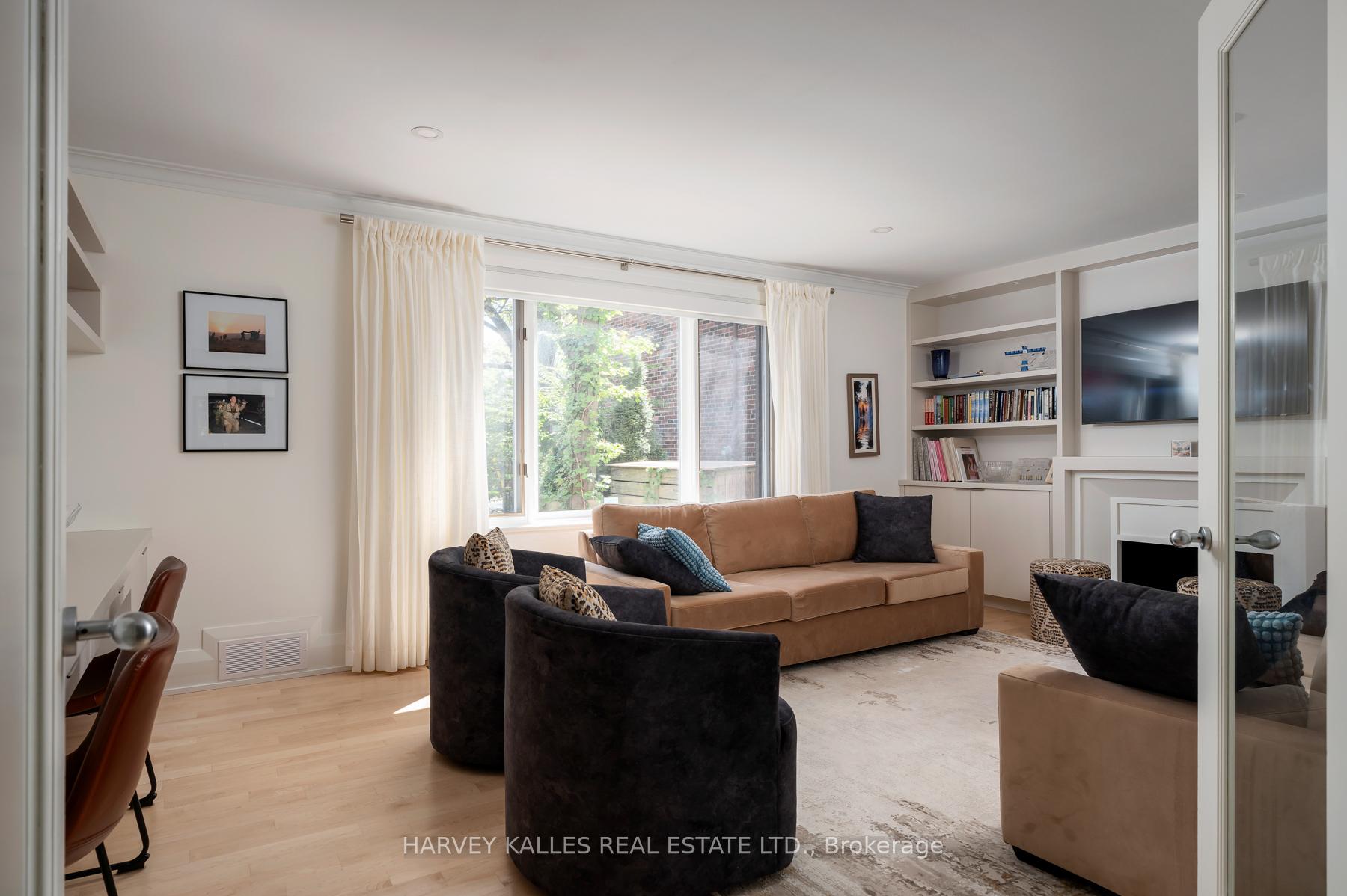 Photo 20 of 16 Coldstream Avenue, Toronto, Lawrence Park South — HOMEH