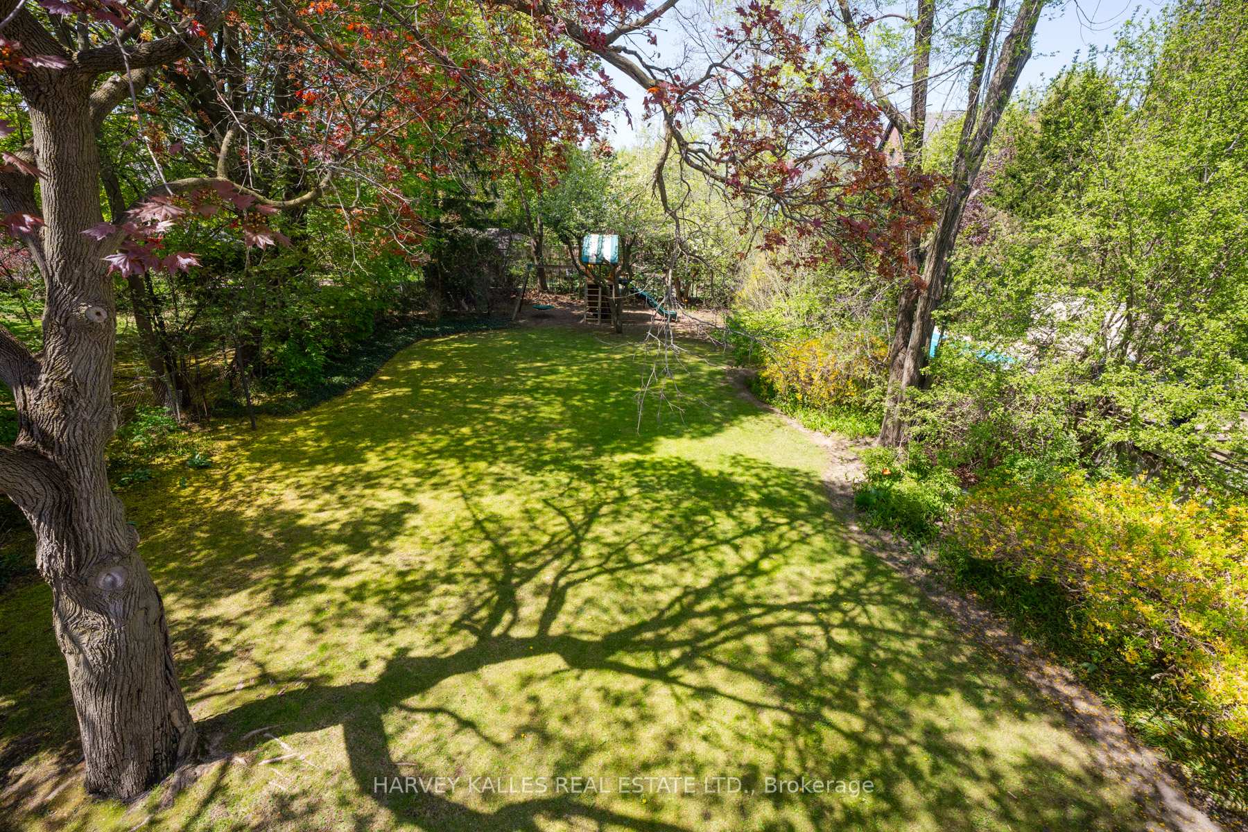 Photo 47 of 16 Coldstream Avenue, Toronto, Lawrence Park South — HOMEH