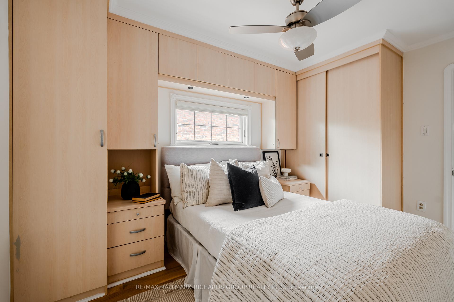 Photo 9 of 296 Linsmore Crescent, Toronto, East York — HOMEH