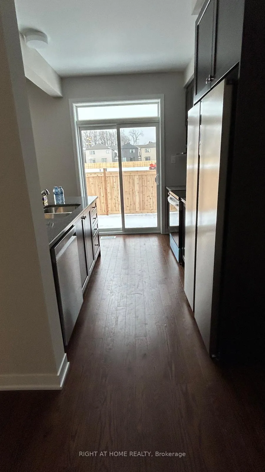Photo 10 of 527 Galanthus Walk, Ottawa, Kanata - Rural Kanata (Central) — HOMEH