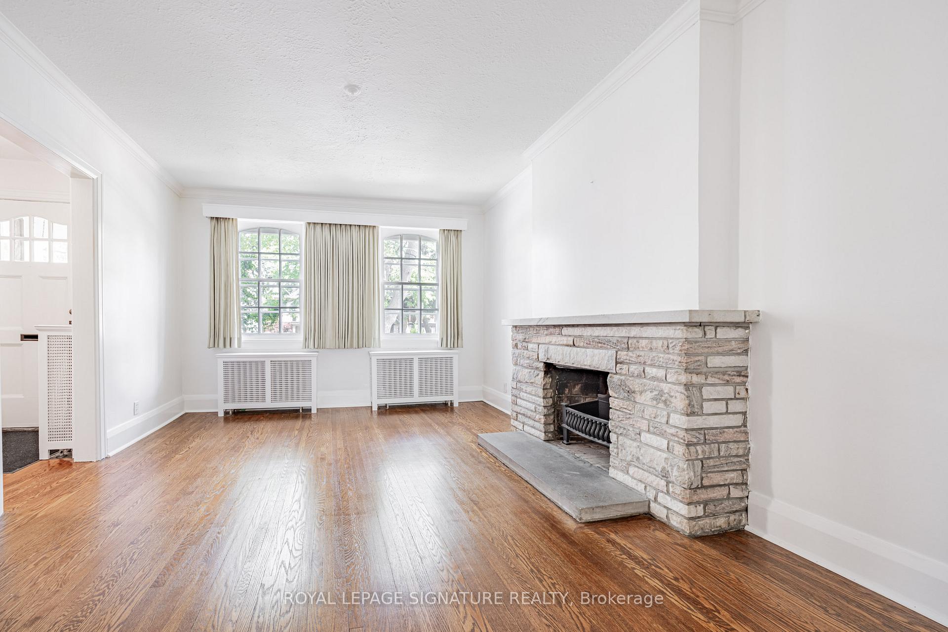 Photo 3 of 497 Castlefield Avenue, Toronto, Forest Hill North — HOMEH